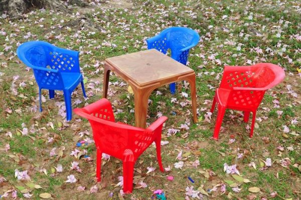 Small Talbes and Chairs
